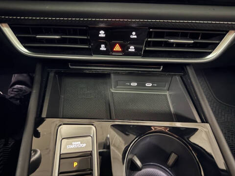 2024 Volkswagen Atlas Cross Sport SE 4Motion