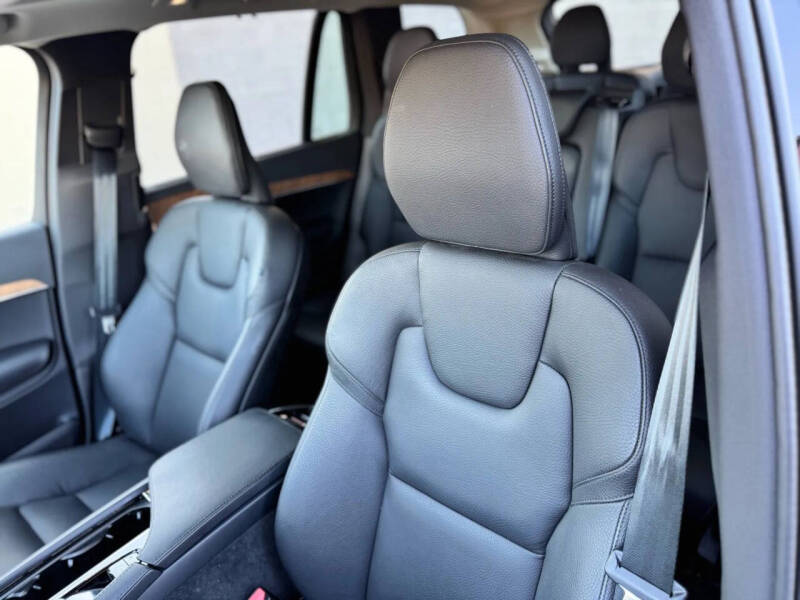 2024 Volvo XC90 B6 Plus Bright Theme 7P