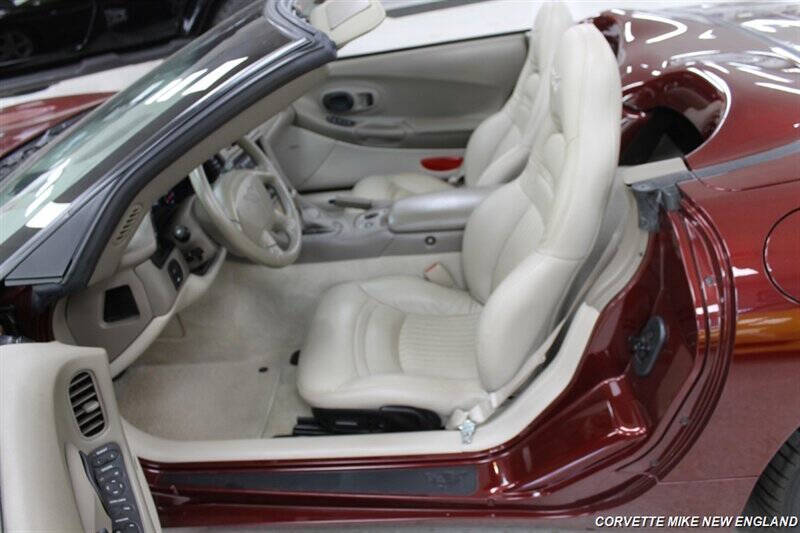 2003 Chevrolet Corvette 18