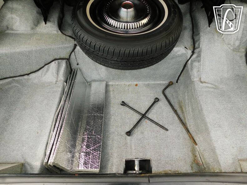 1966 Ford Thunderbird