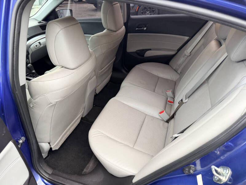 2017 Acura ILX w/Tech