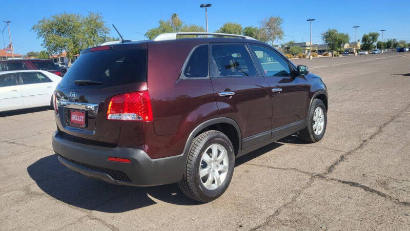 2011 Kia Sorento LX