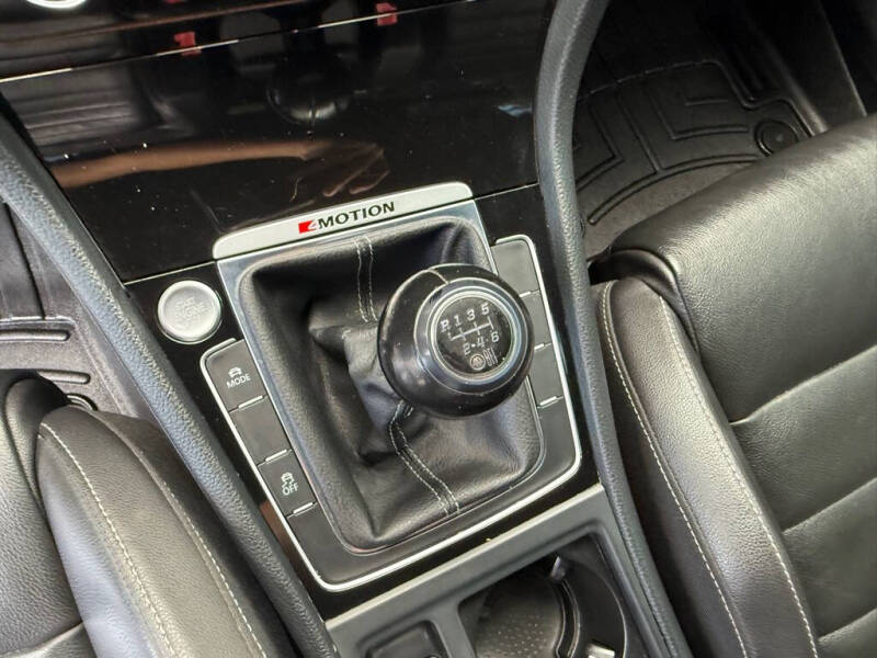 2016 Volkswagen Golf R