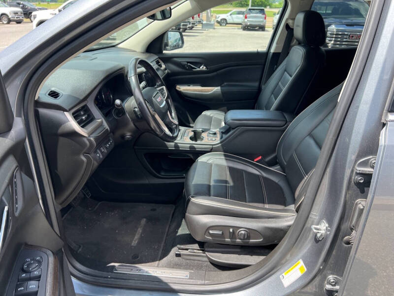 2021 GMC Acadia Denali