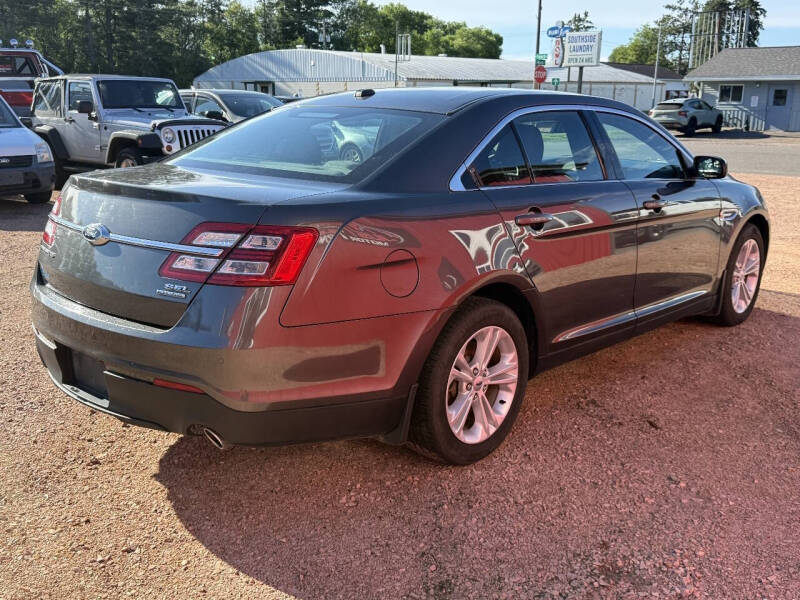 2017 Ford Taurus SEL