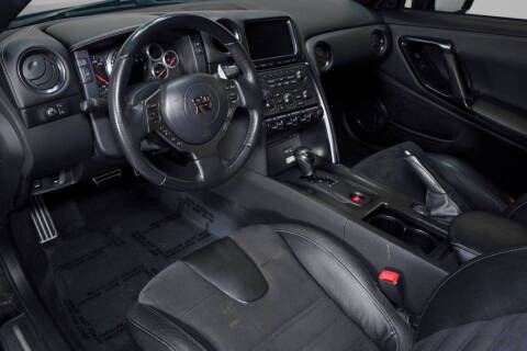 2014 Nissan GT-R Premium