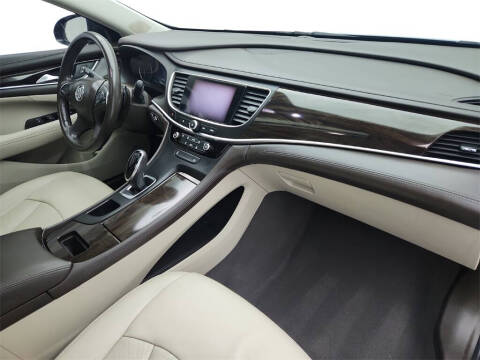 2017 Buick LaCrosse Essence