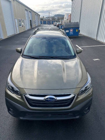 2022 Subaru Outback Premium