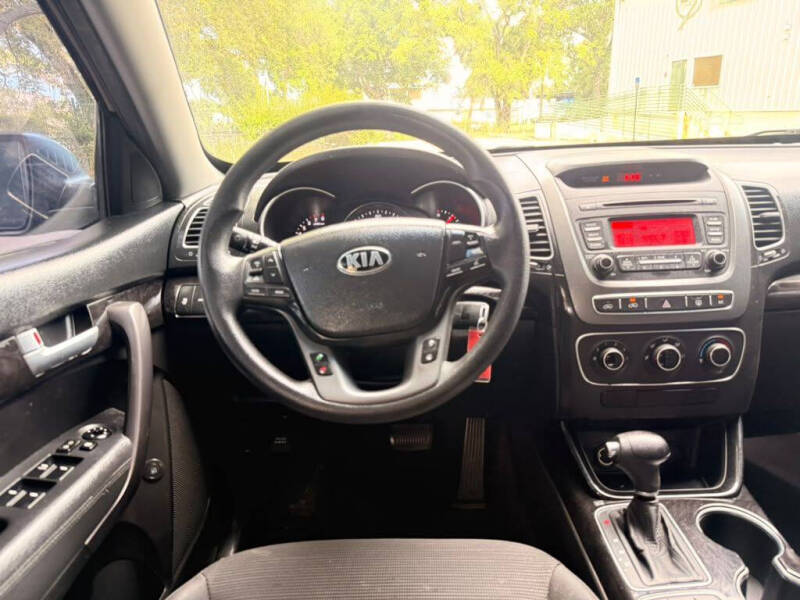 2014 Kia Sorento LX