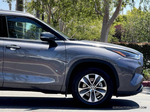 2021 Toyota Highlander XLE
