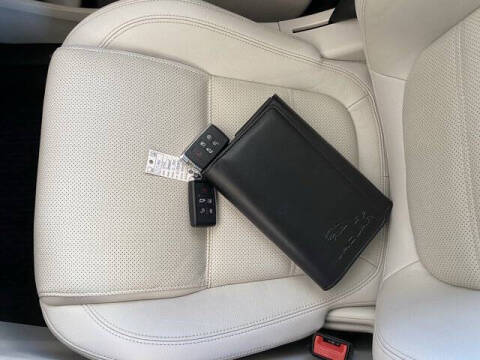 2022 Jaguar E-PACE P250 SE