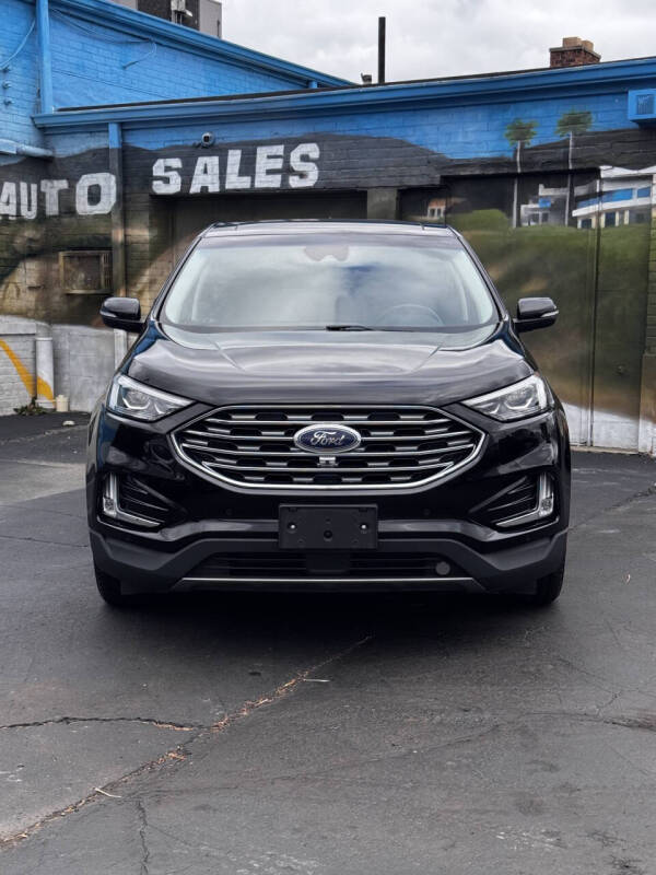 2020 Ford Edge Titanium
