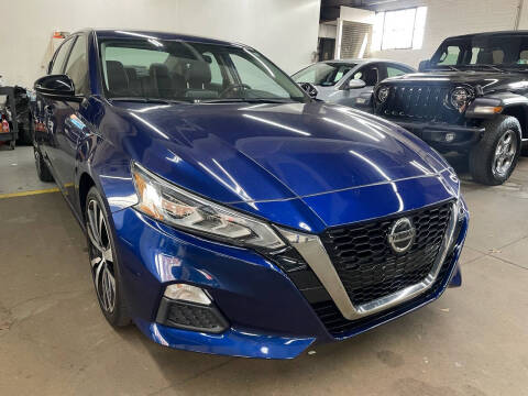 2019 Nissan Altima for sale at John Warne Motors in Canonsburg PA