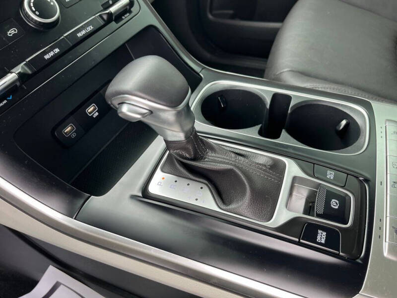 2024 Kia Carnival