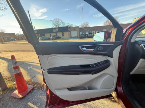 2017 Ford Edge Titanium