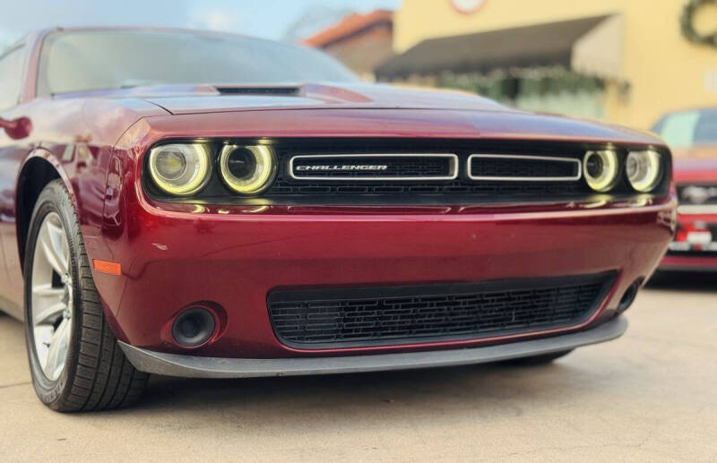 2017 Dodge Challenger SXT
