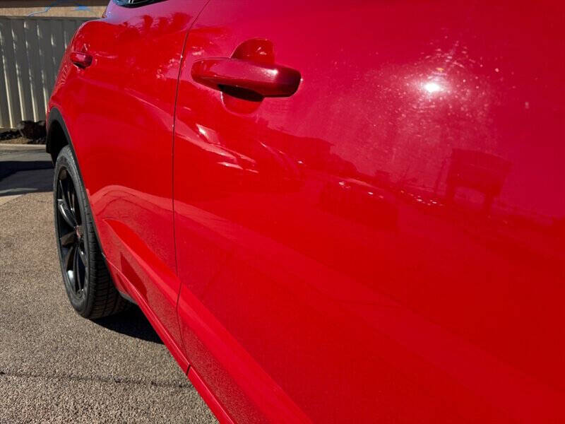 2020 Jaguar E-PACE P300 R-Dynamic HSE