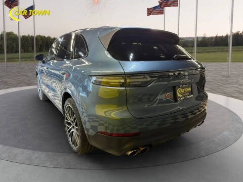 2019 Porsche Cayenne S