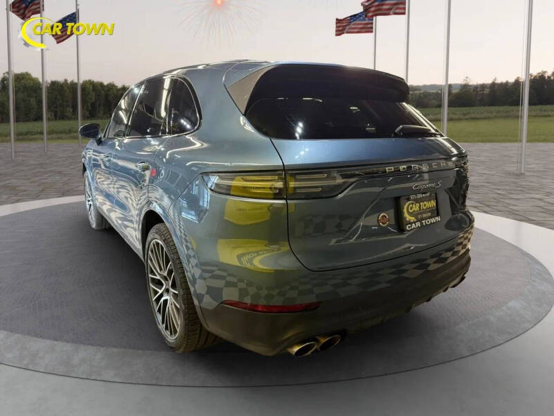 2019 Porsche Cayenne S
