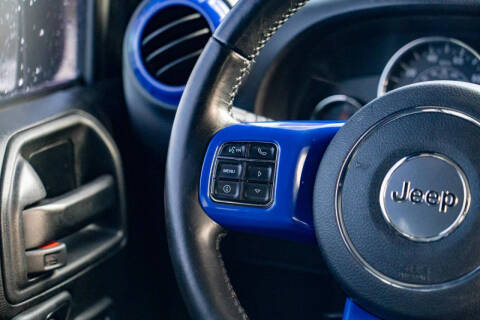 2017 Jeep Wrangler Unlimited Smoky Mountain