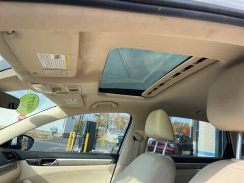 2017 Volkswagen Passat V6 SEL Premium