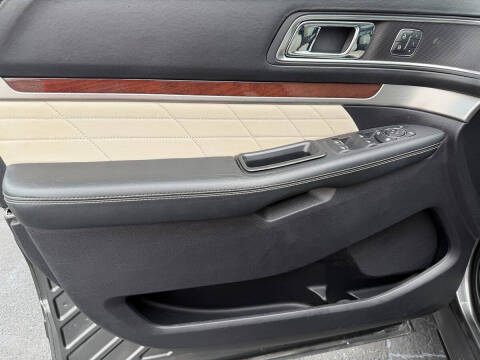 2018 Ford Explorer Platinum