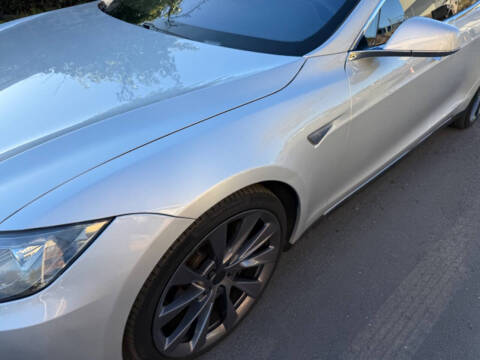 2013 Tesla Model S Performance