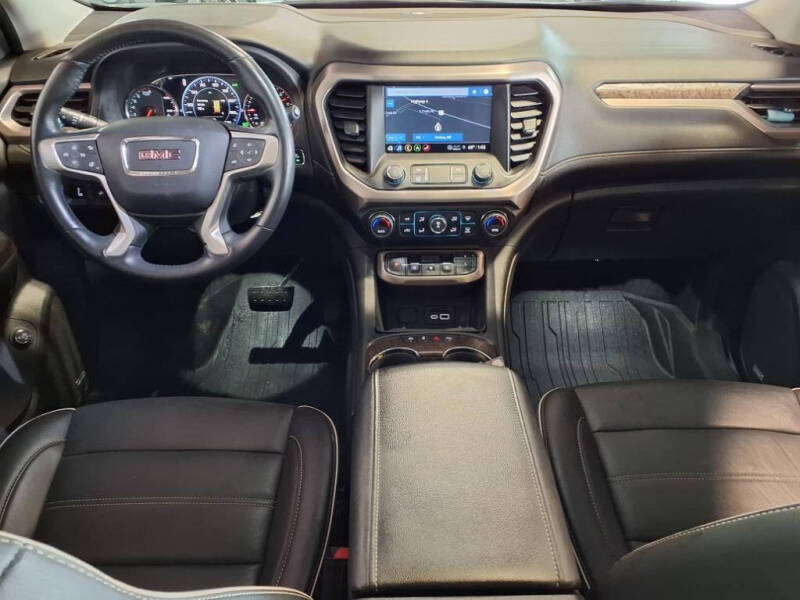 2021 GMC Acadia Denali