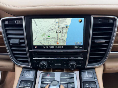 2015 Porsche Panamera GTS