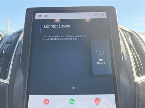 2022 Ford Edge SE