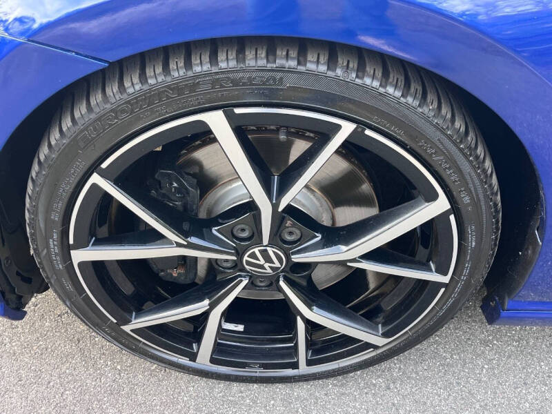 2017 Volkswagen Golf R 4Motion