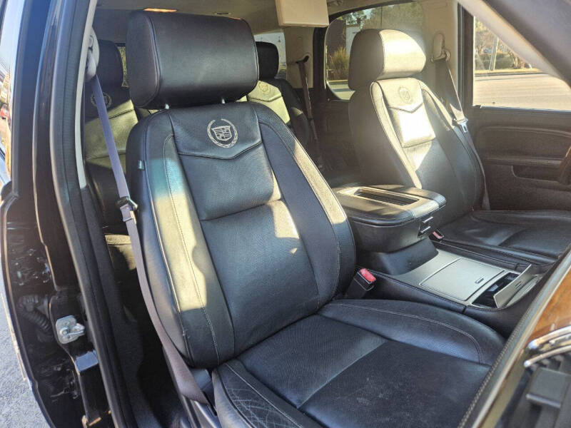 2014 Cadillac Escalade Platinum