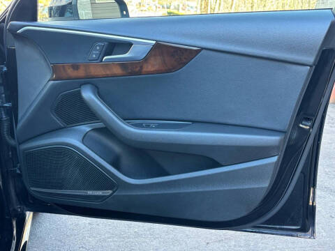 2017 Audi A4 2.0T quattro Premium Plus