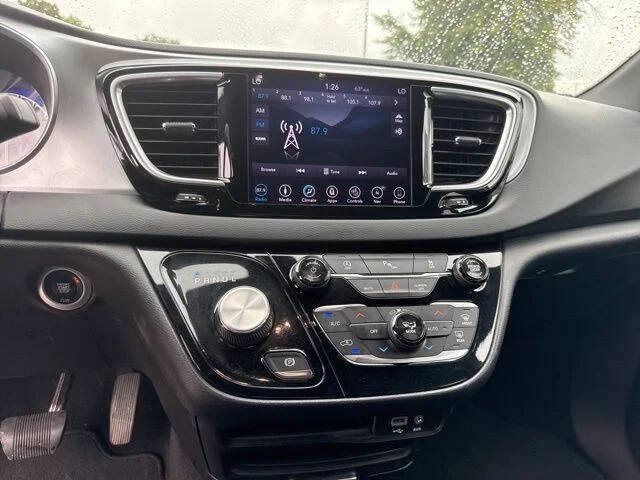 2018 Chrysler Pacifica Touring L