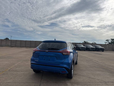 2024 Nissan Kicks S