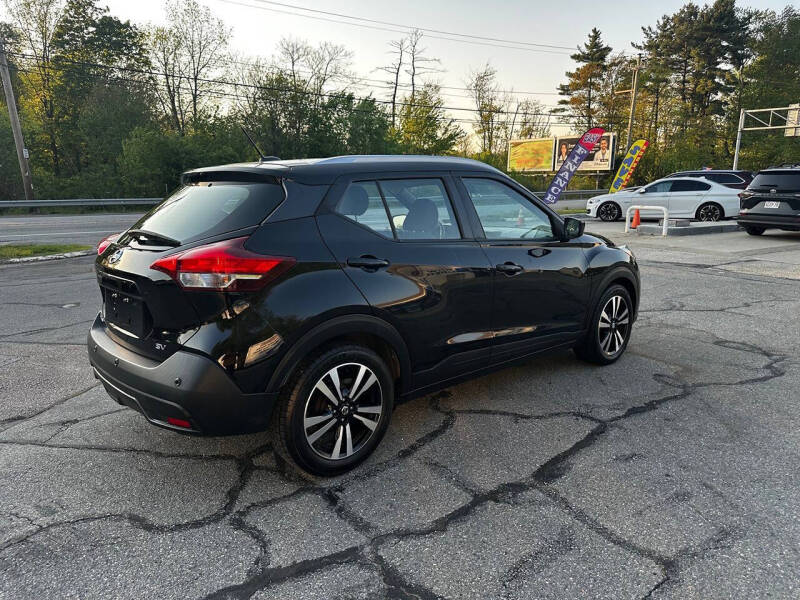 2020 Nissan Kicks SV