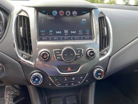 2018 Chevrolet Cruze LT Auto
