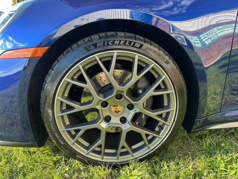 2025 Porsche 911 Carrera