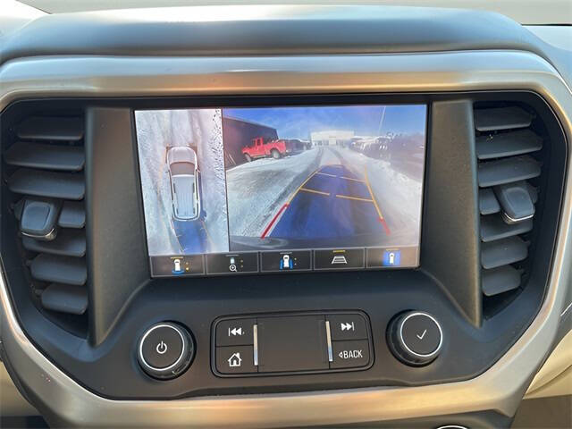 2021 GMC Acadia Denali