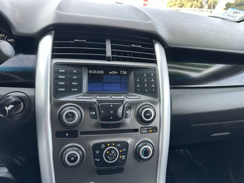 2011 Ford Edge SE