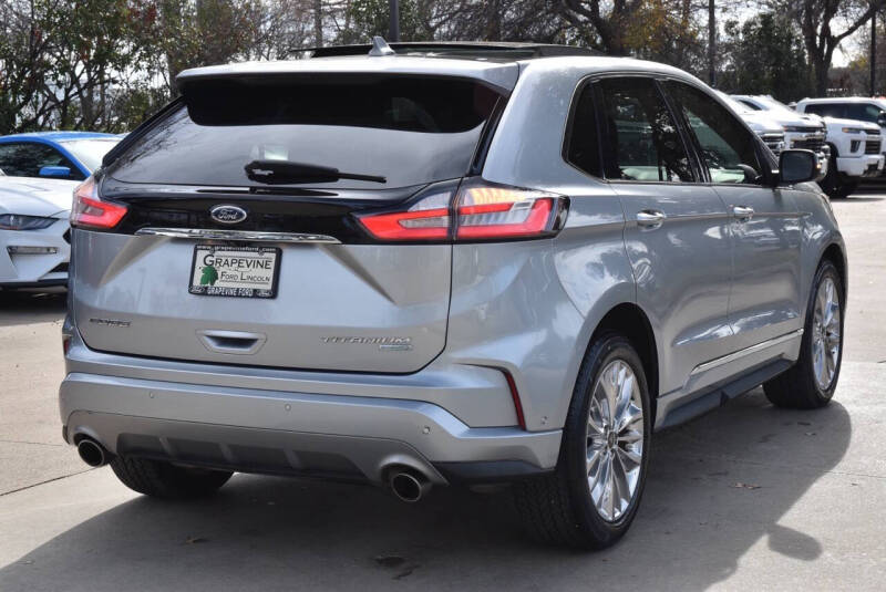 2020 Ford Edge Titanium