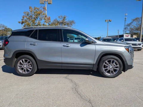 2023 GMC Terrain SLT