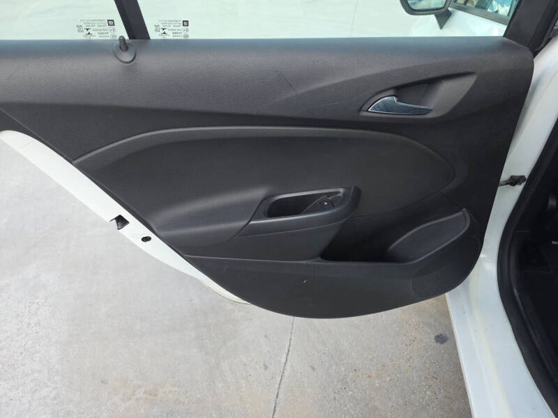 2017 Chevrolet Cruze LS Auto