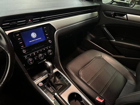 2020 Volkswagen Passat SE