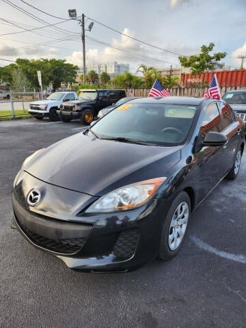 2013 Mazda MAZDA3 for sale at AMWAY AUTO SALES & SERVICES, INC in Pompano Beach FL