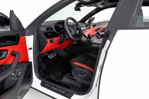 2024 Lamborghini Urus S