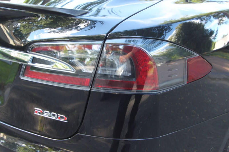 2016 Tesla Model S P90D