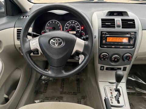 2012 Toyota Corolla LE