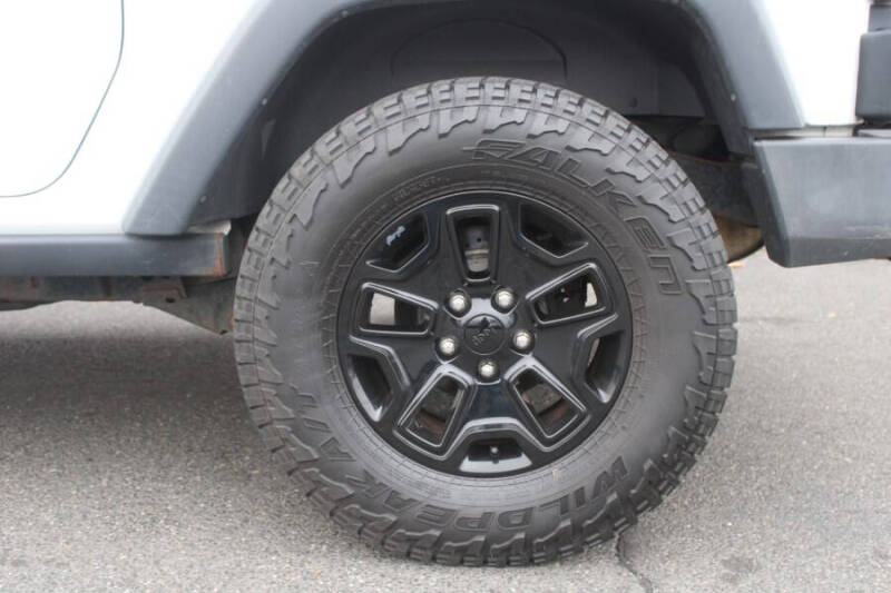 2017 Jeep Wrangler Willys Wheeler