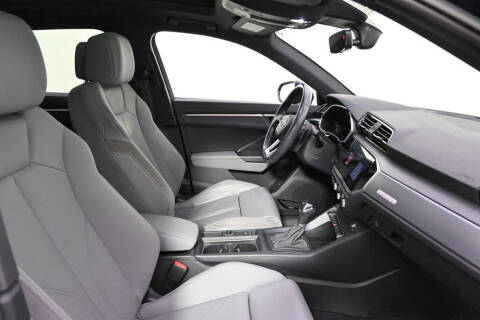 2022 Audi Q3 quattro S line Prem Plus 45 TFSI